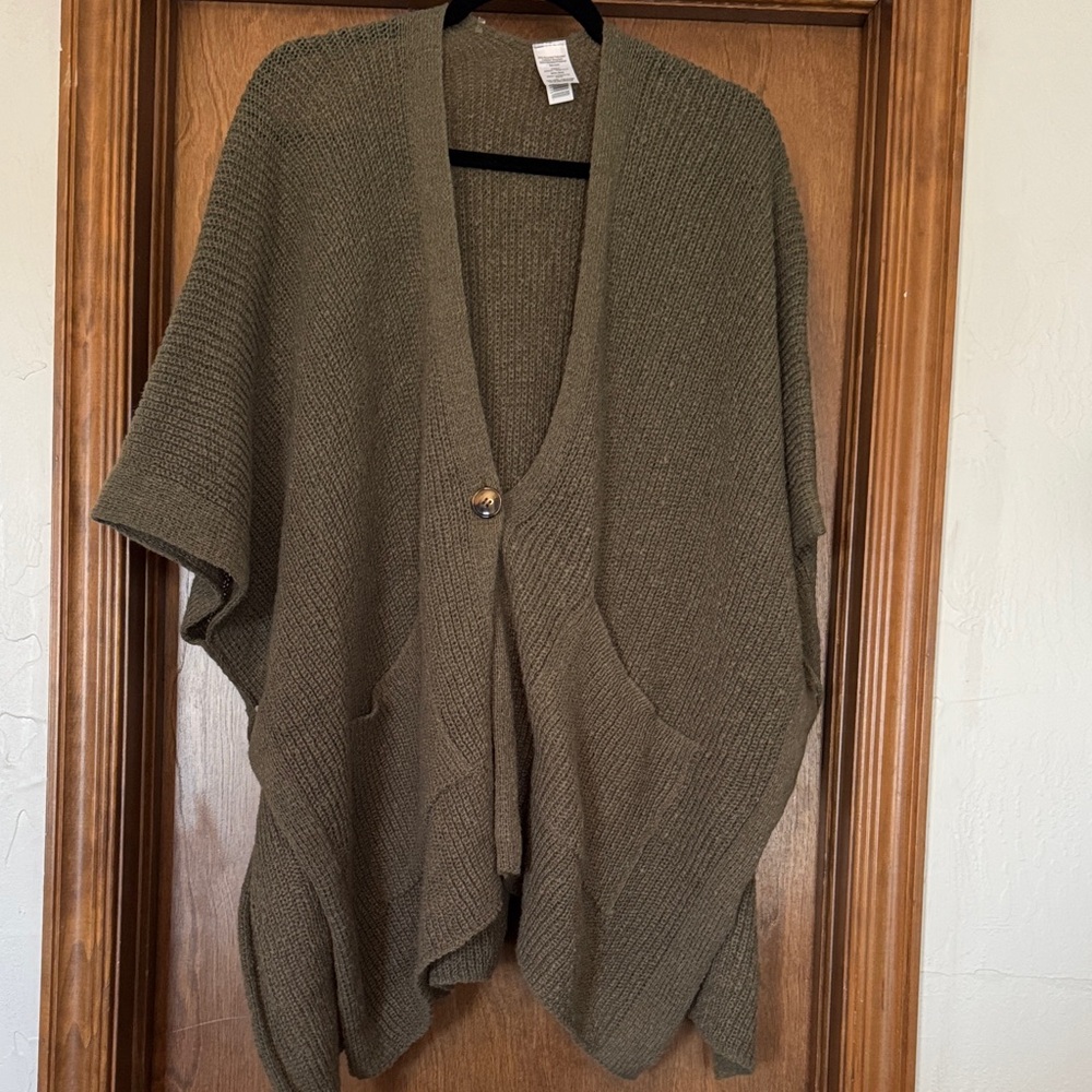 Time and Tru green Women's Poncho